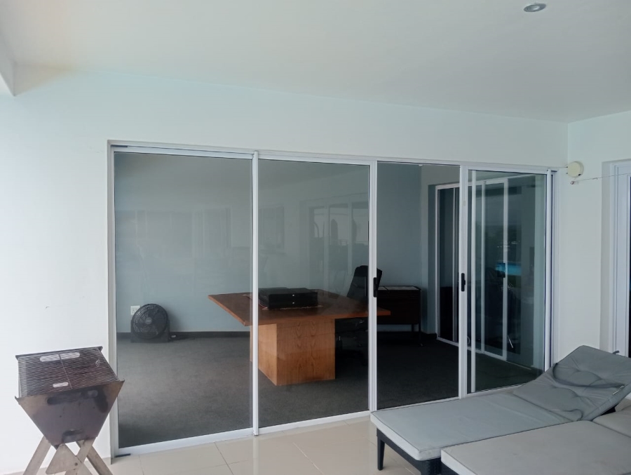 5 Bedroom Property for Sale in Jeffreys Bay Central Eastern Cape